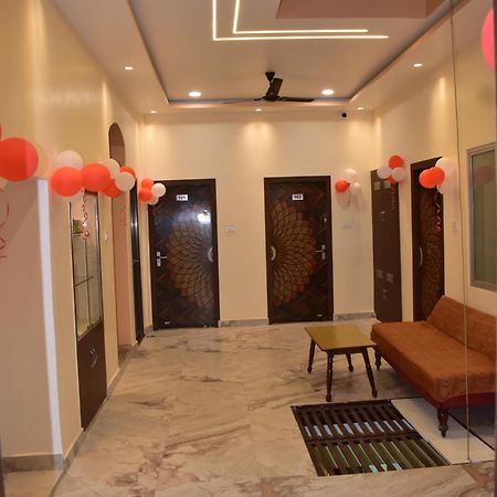 Hotel Ganga Sparsh Varanasi Exterior foto